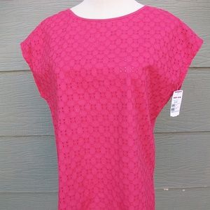 Chaps Top M Red Geometric Pattern Sleeveless Shirt